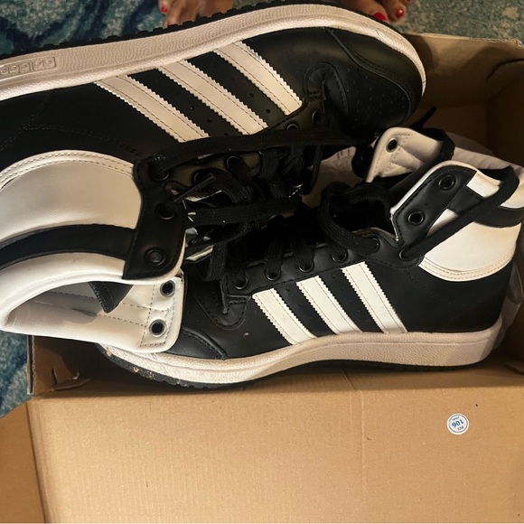 ADIDAS TOP TENS - Picture 2 of 3